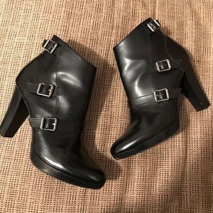 Simply Vera Black Leather Ankle Boots
